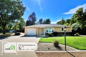 featured image of 2061 Jewell Ln