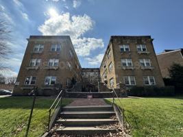 featured image of 1625 East Ave #305