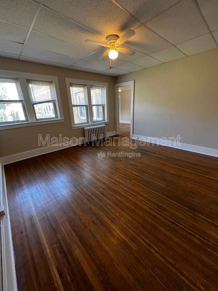 1625 East Ave #305 - Photo 3 of 14