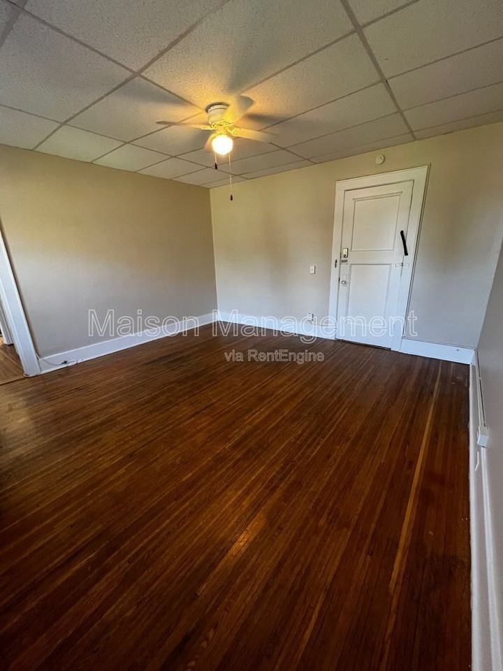 1625 East Ave #305 - Photo 4 of 14