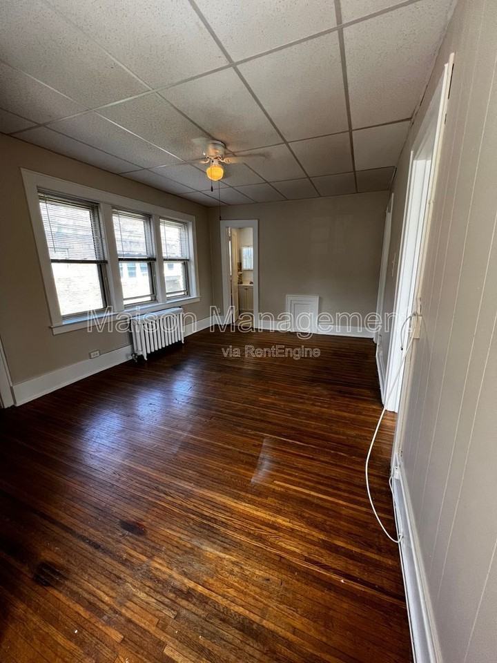 1625 East Ave #305 - Photo 7 of 14