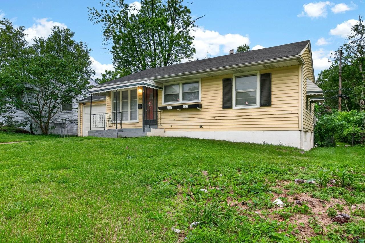 10409 Renfrew Dr - Photo 2 of 30