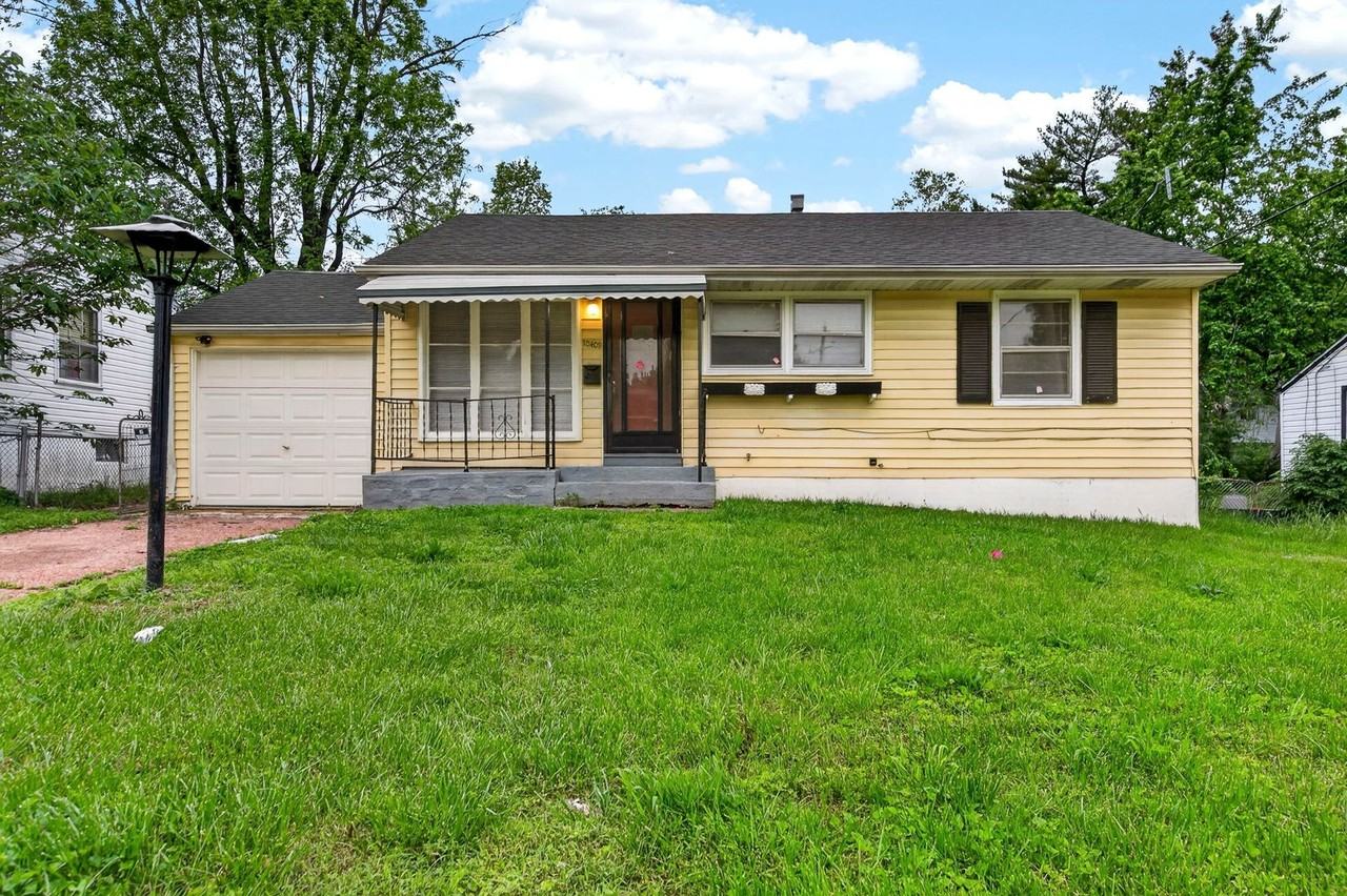 10409 Renfrew Dr - Photo 3 of 30