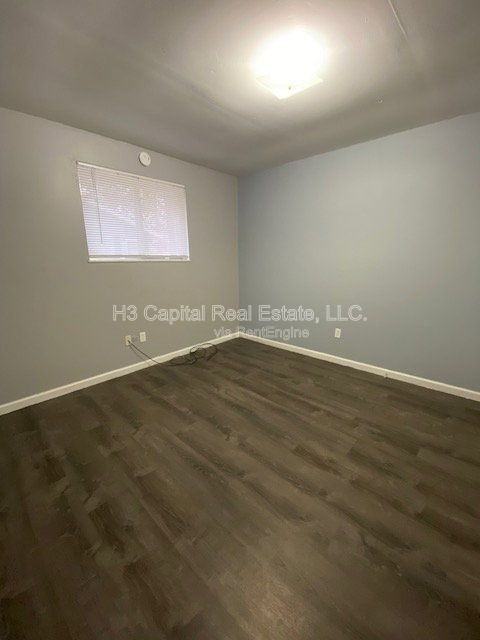 208 W Thomas St - Photo 5 of 18