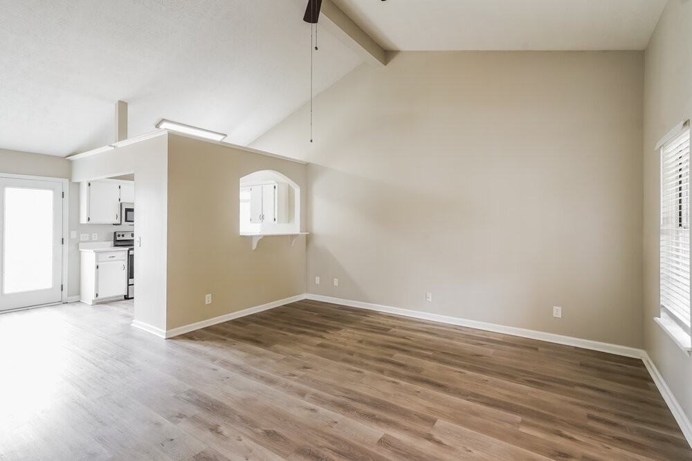4017 Pepperwood Dr - Photo 5 of 17