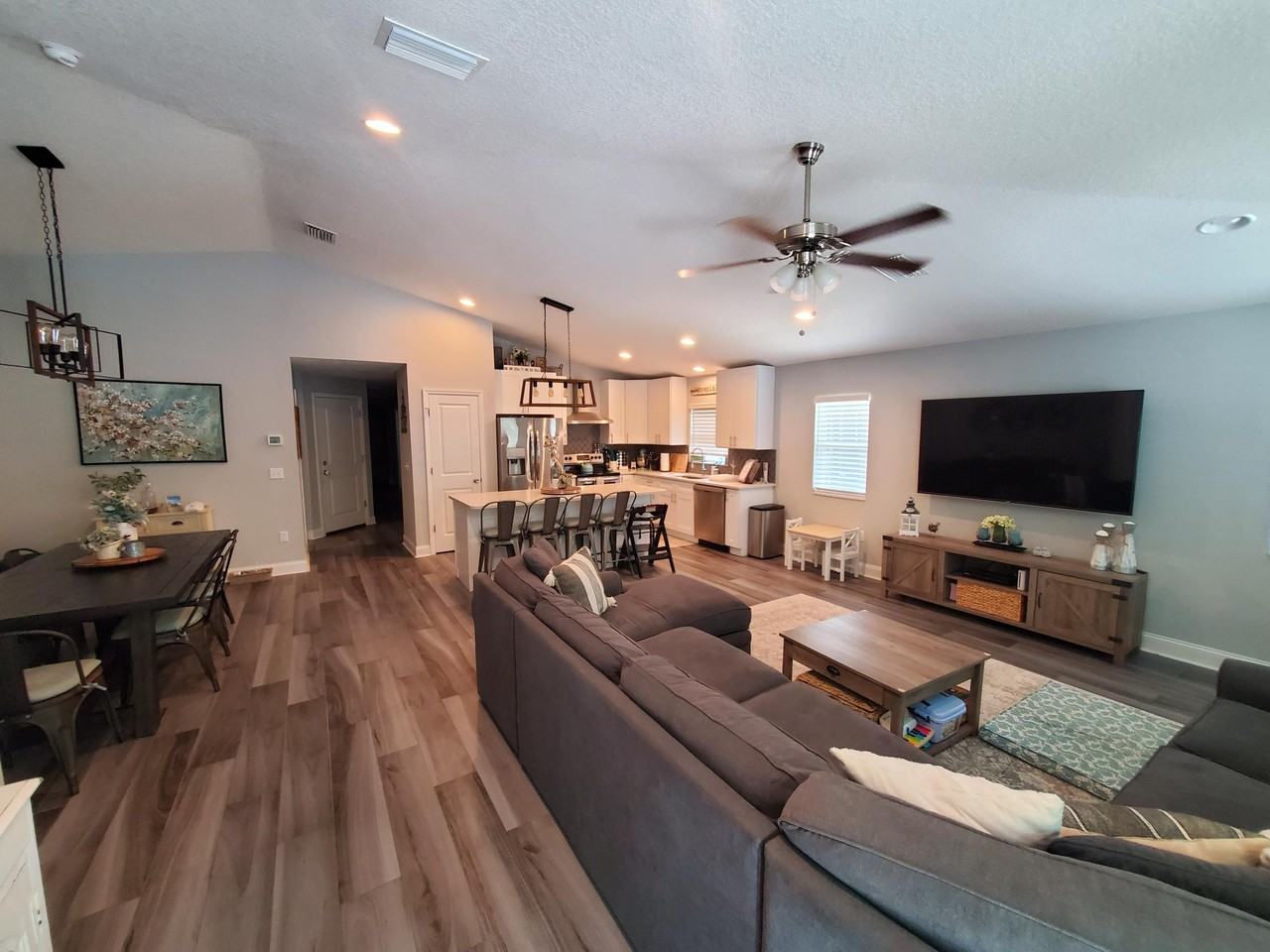 6906 N Highland Ave #NA - Photo 7 of 18