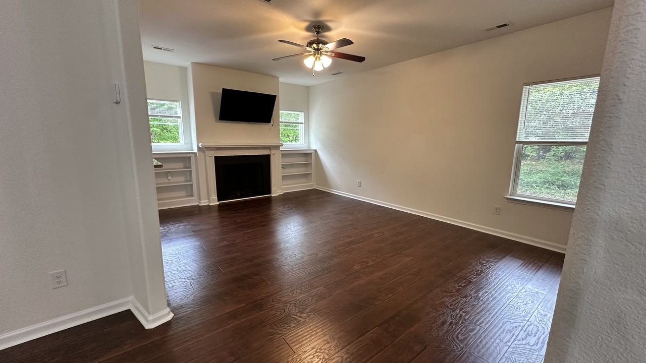 2117 Battery Park Rd #NA - Photo 2 of 22