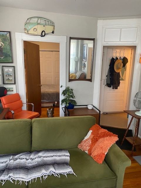 208A Washington St #3 - Photo 4 of 12