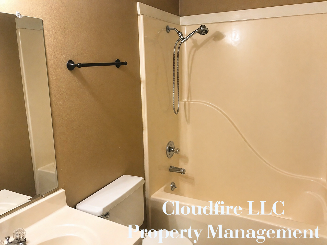 202 James Cir #202 - Photo 6 of 8