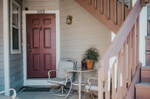 featured image of 4276 S Eldridge St #103
