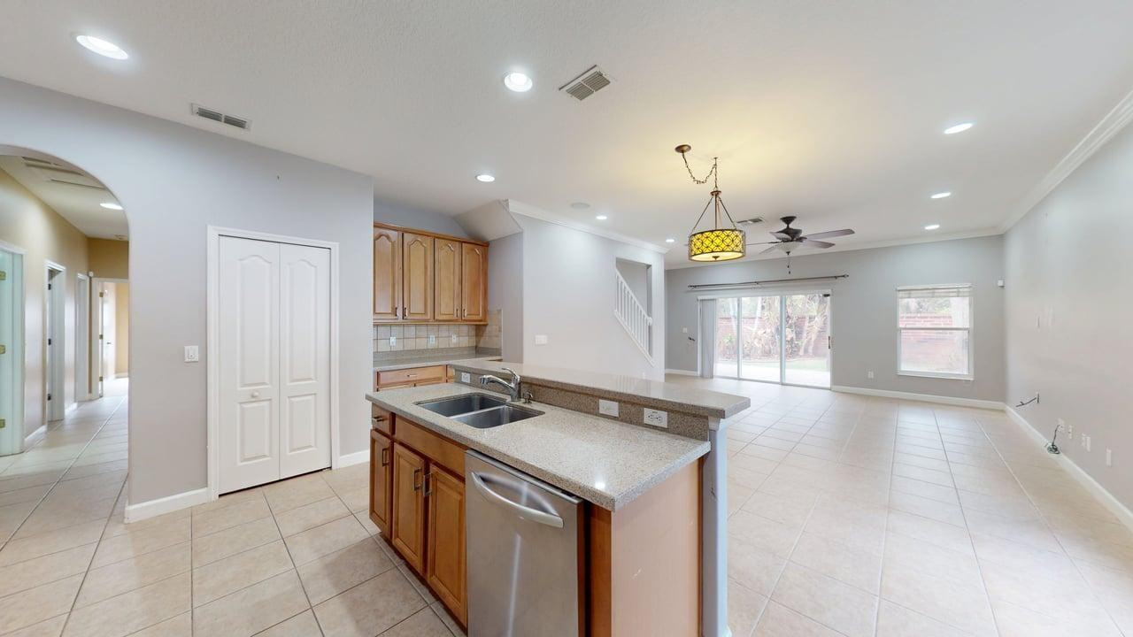 5108 Legacy Oaks Dr #NA - Photo 7 of 25