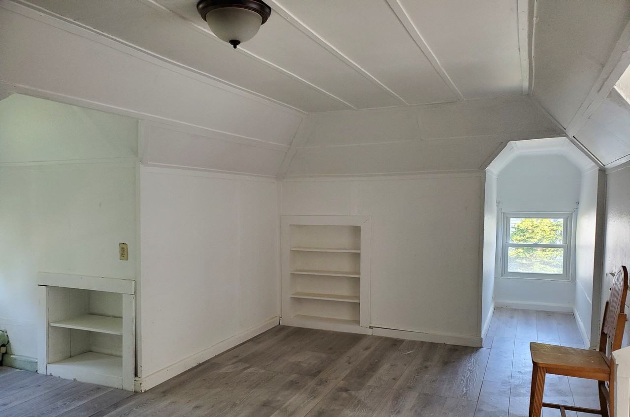 898 Lancaster St #2 - Photo 6 of 6