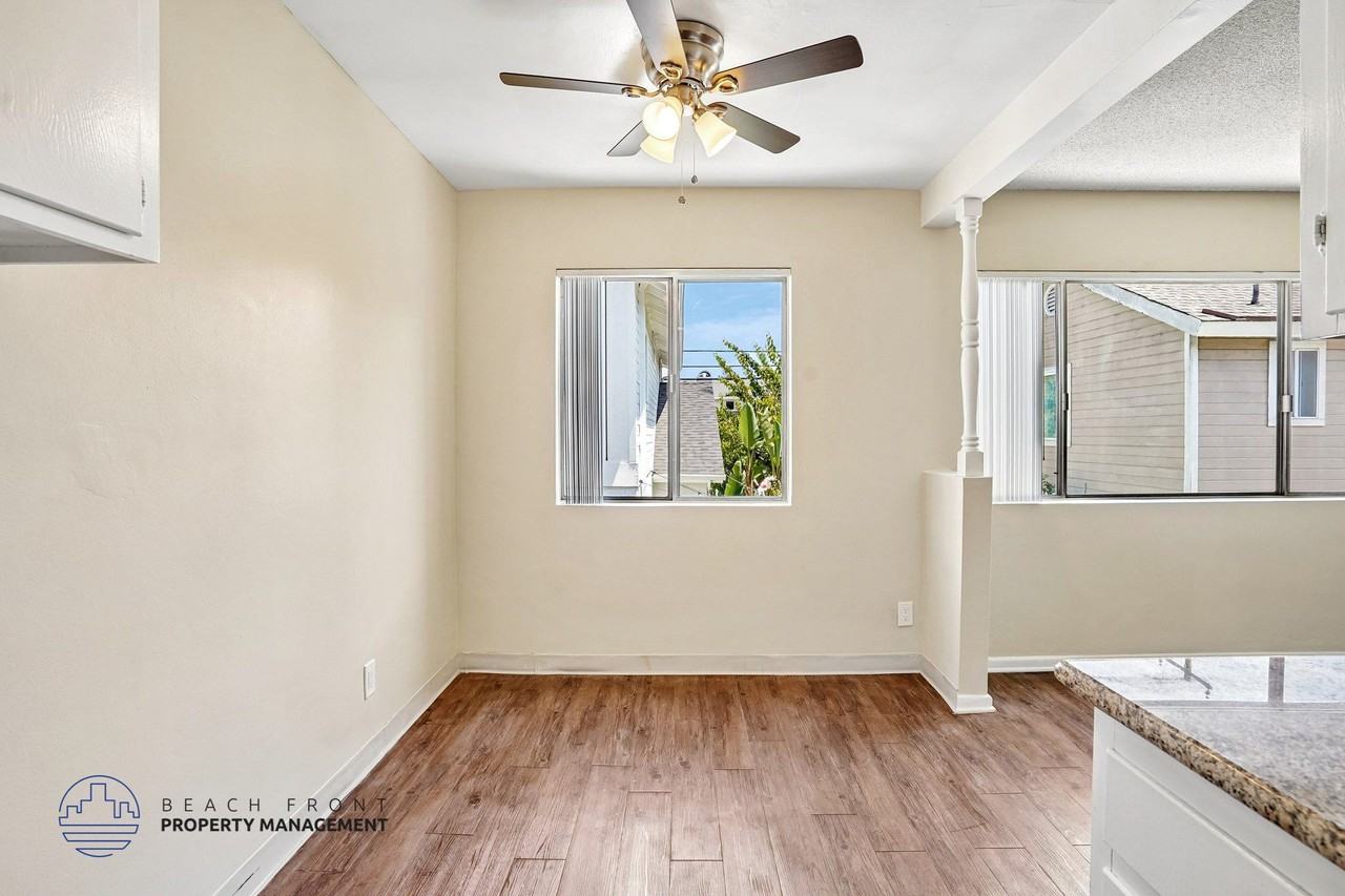 2521 Mathews Ave. - Photo 4 of 19