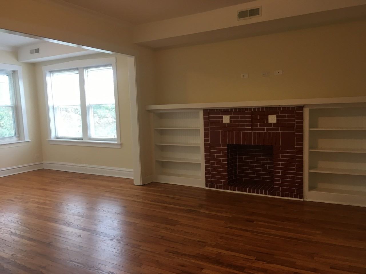 4956 N Saint Louis Ave #2 - Photo 2 of 9