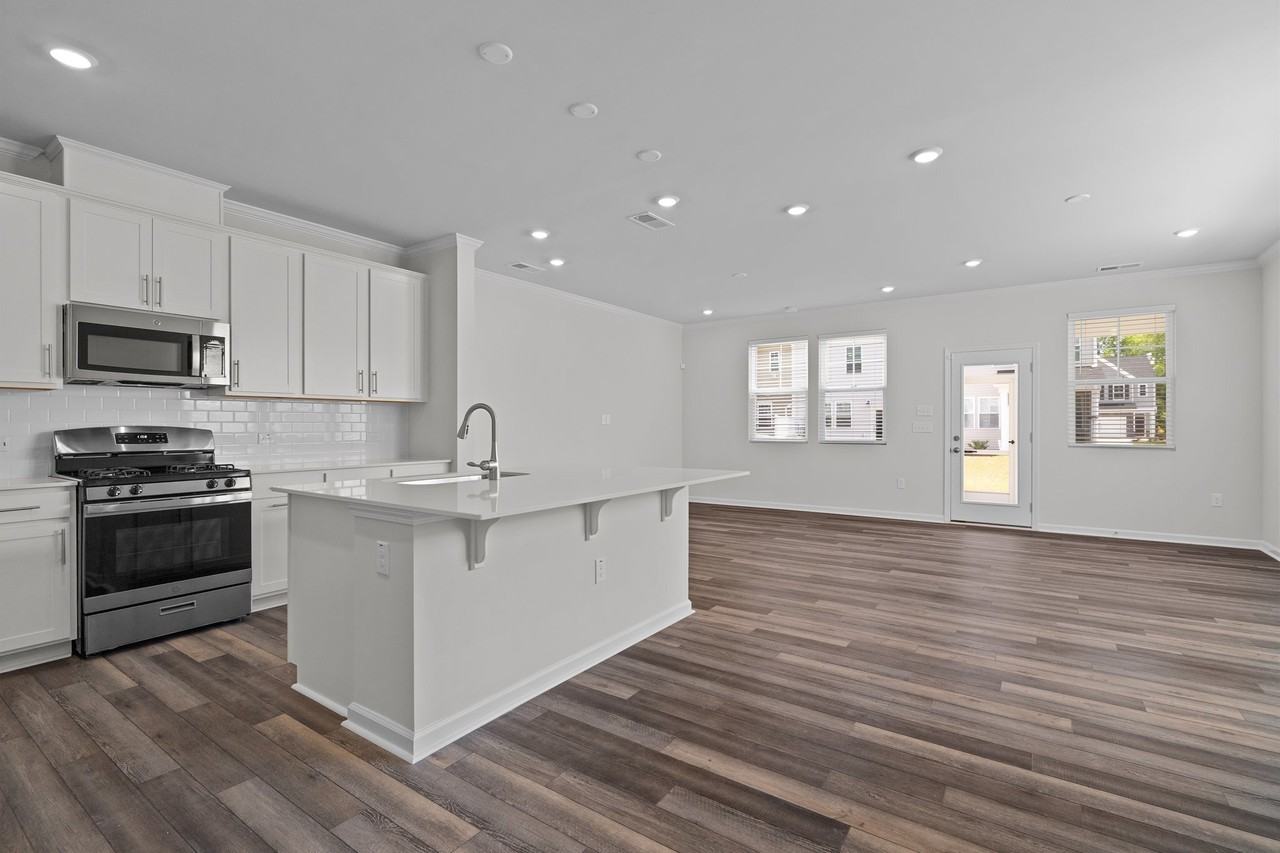 5715 Woodlawn Dr #1 - Photo 2 of 20