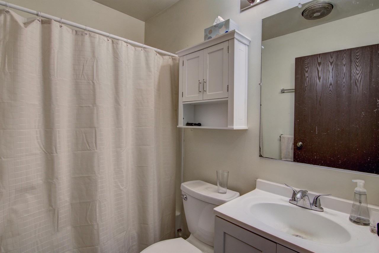 2 Galloway Ct #2 - Photo 7 of 24