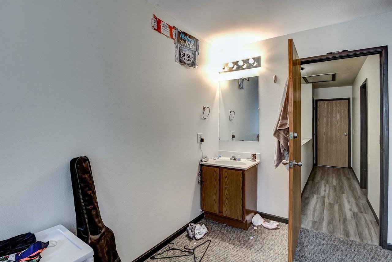2 Galloway Ct #2 - Photo 7 of 24
