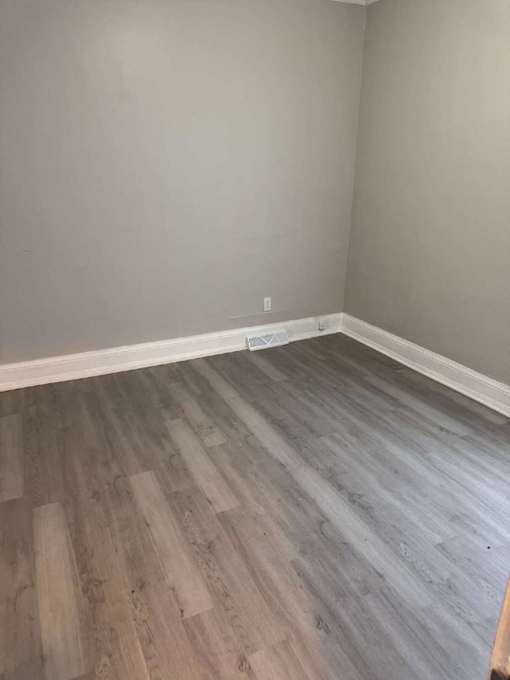 3721 N 35th St - Photo 2 of 7
