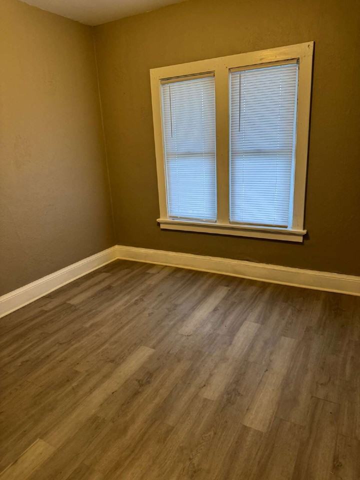 3721 N 35th St - Photo 5 of 7