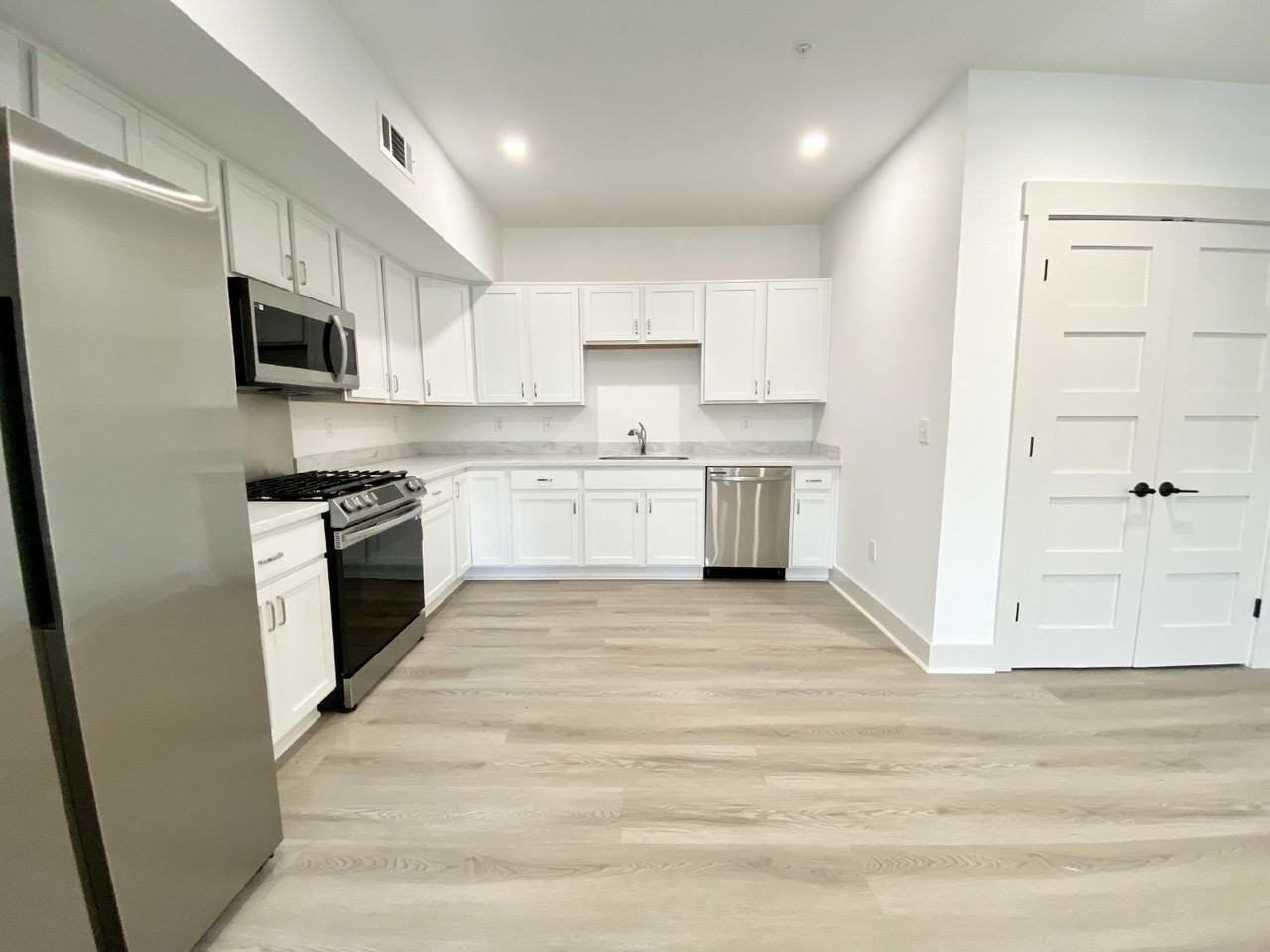 5 Marianna Way #202 - Photo 5 of 13
