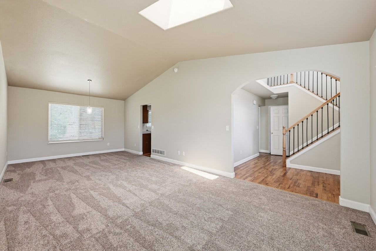 7338 Allens Park Dr - Photo 6 of 50