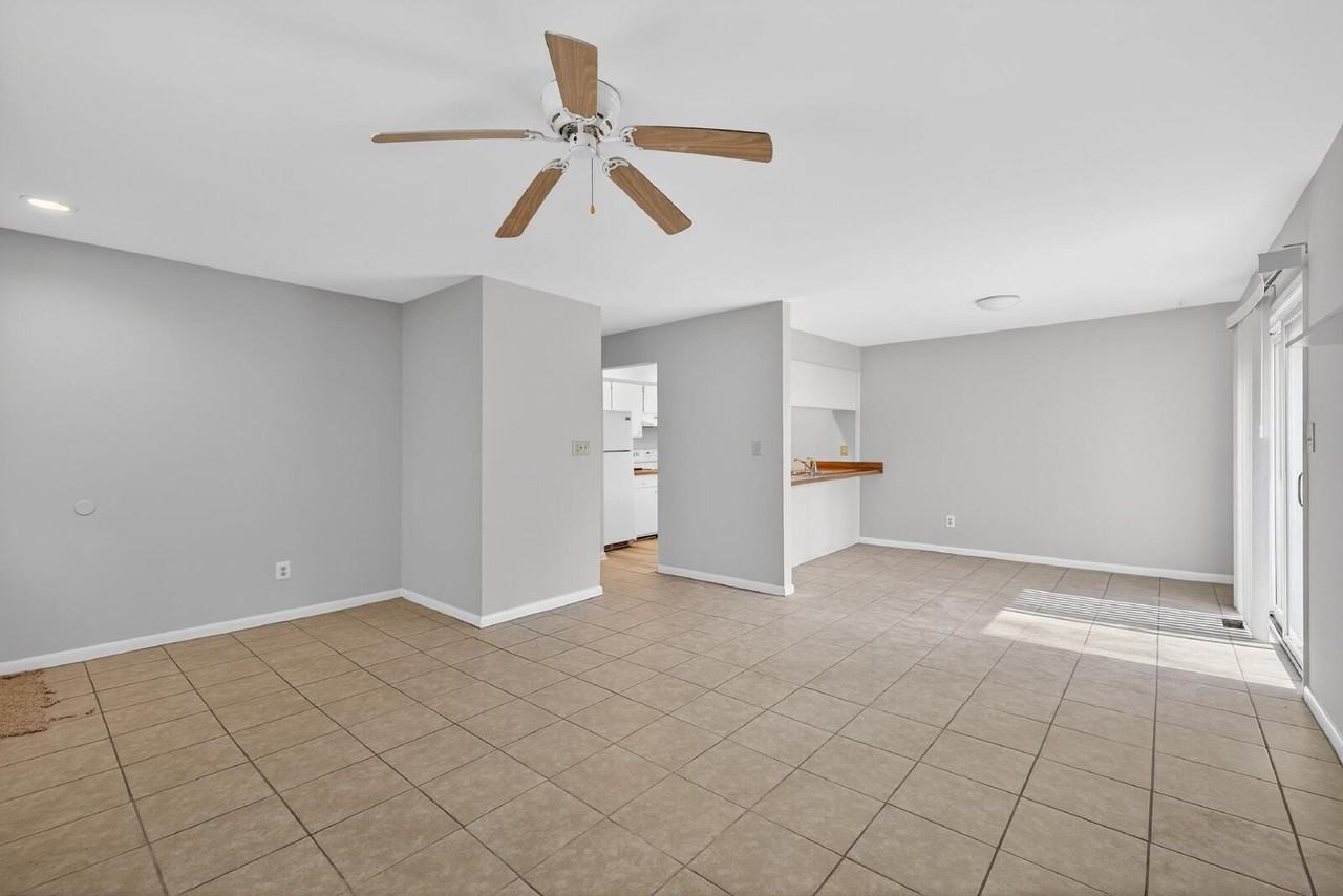5367 Wayne St #B - Photo 4 of 20