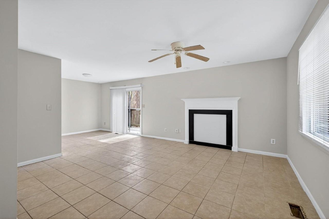 5367 Wayne St #B - Photo 6 of 20