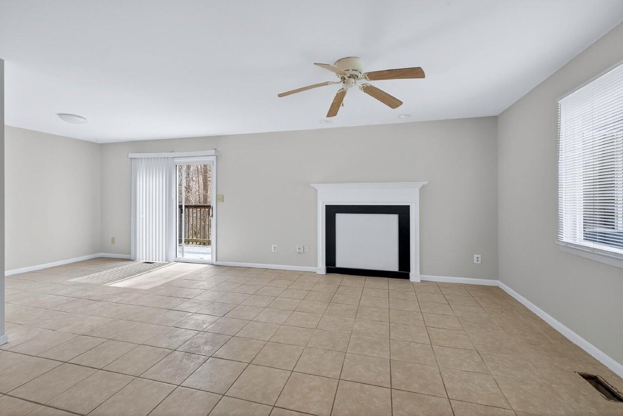 5367 Wayne St #B - Photo 7 of 20