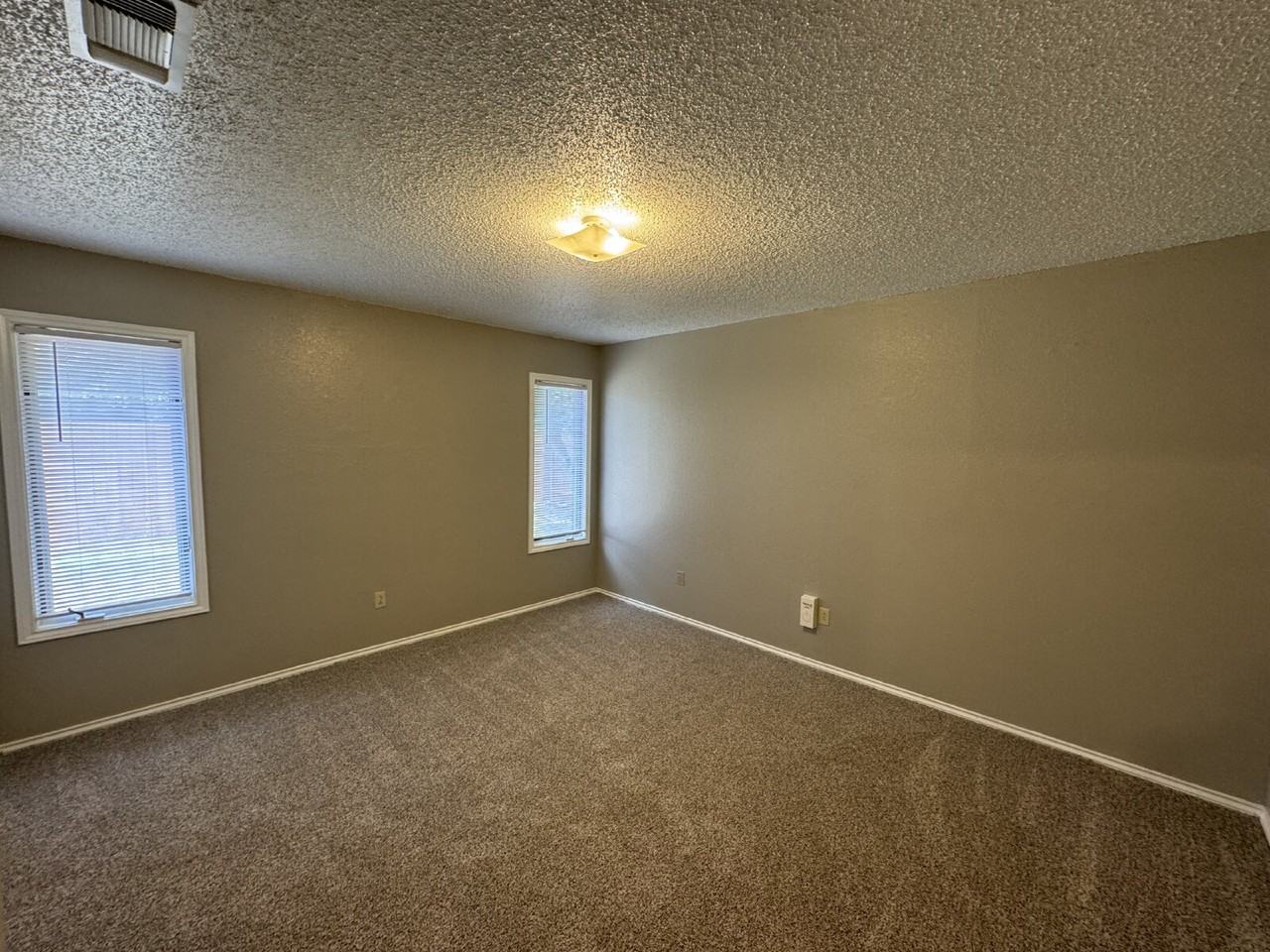 6804 4th Street-B - Photo 6 of 10