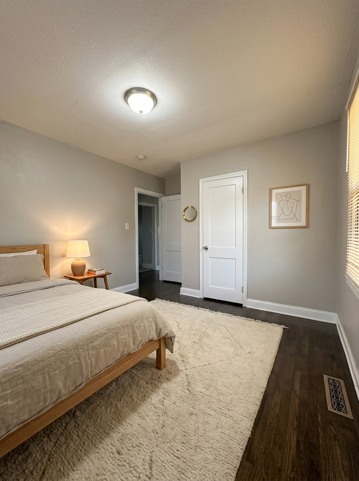2730 Jefferson Ave - Photo 3 of 19