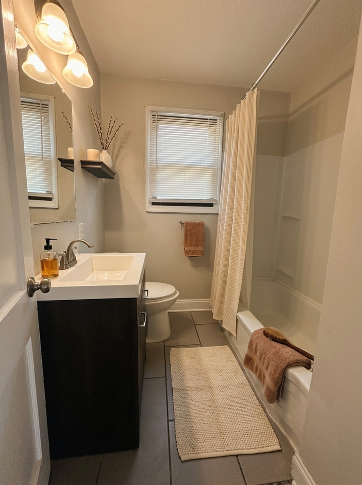 2730 Jefferson Ave - Photo 6 of 19
