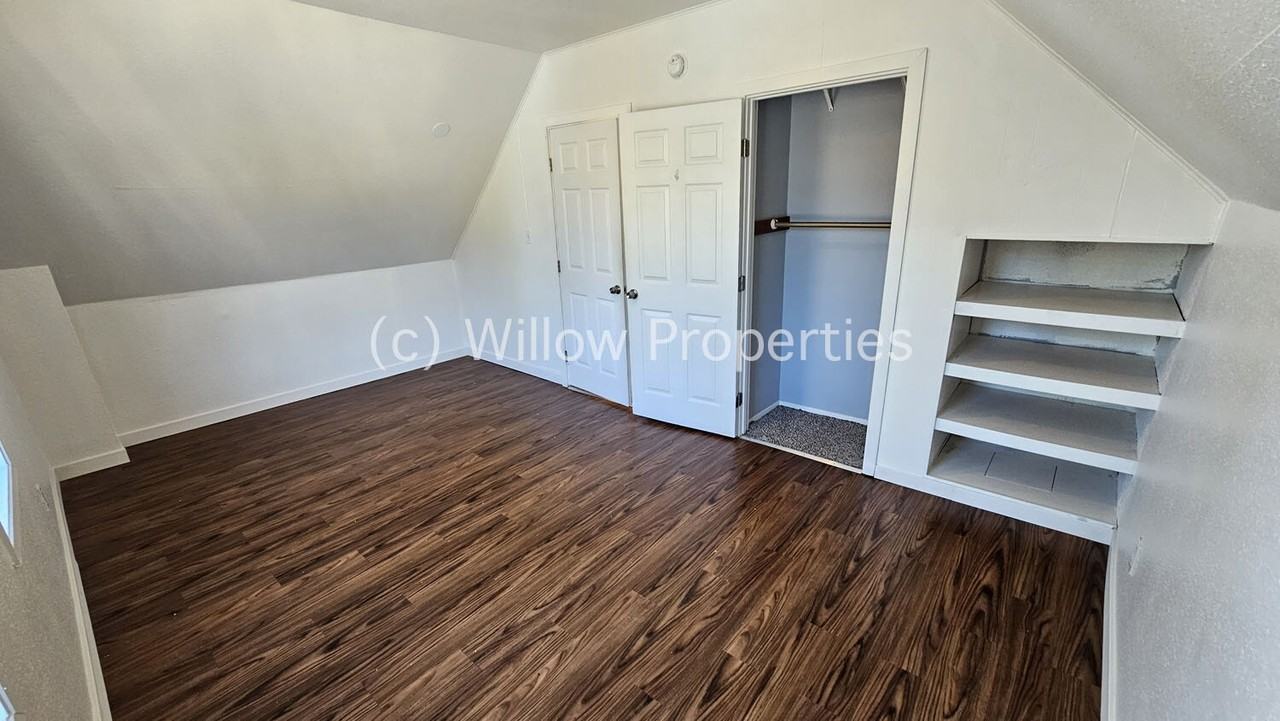 5413 S Warner St - Photo 5 of 11