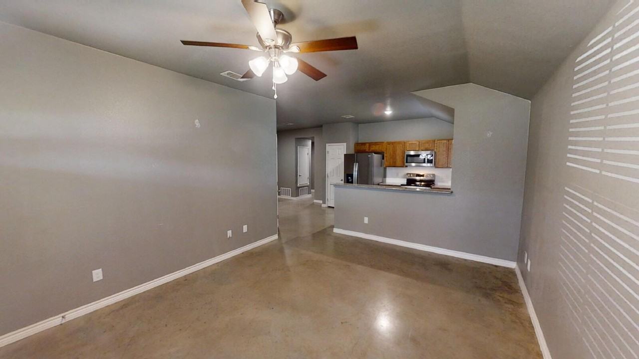 1409 Natchez Trl #B - Photo 3 of 27