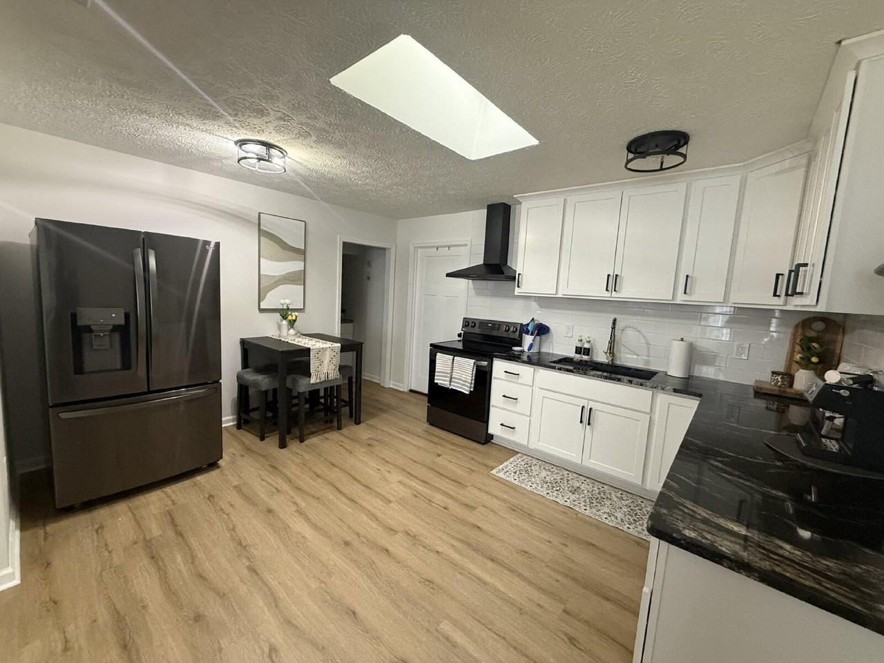 116 Lance Ln - Photo 4 of 16