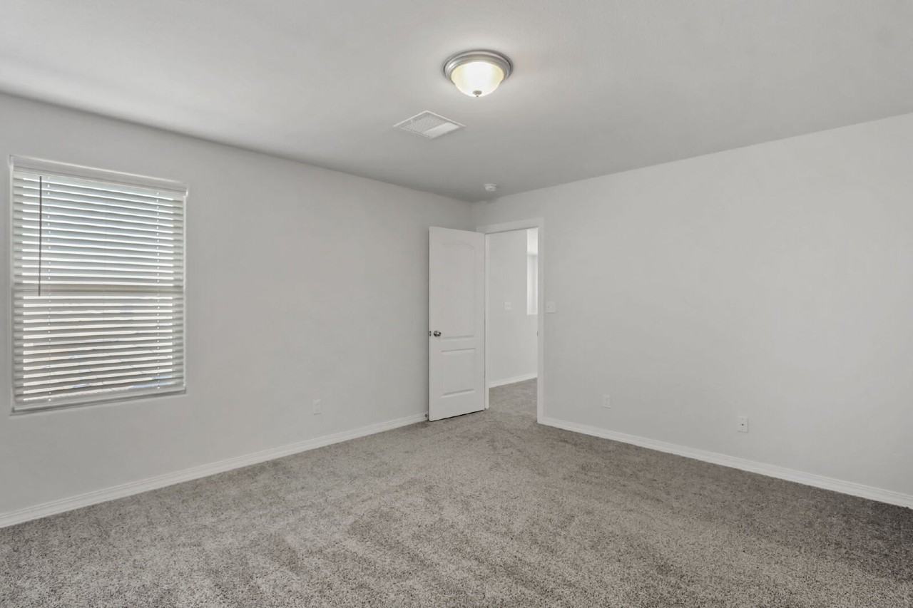 908 Felton Pl - Photo 2 of 43