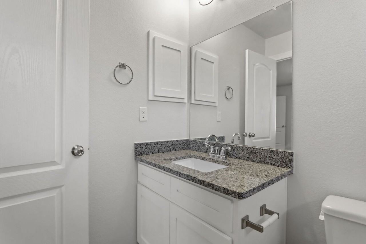 908 Felton Pl - Photo 6 of 43