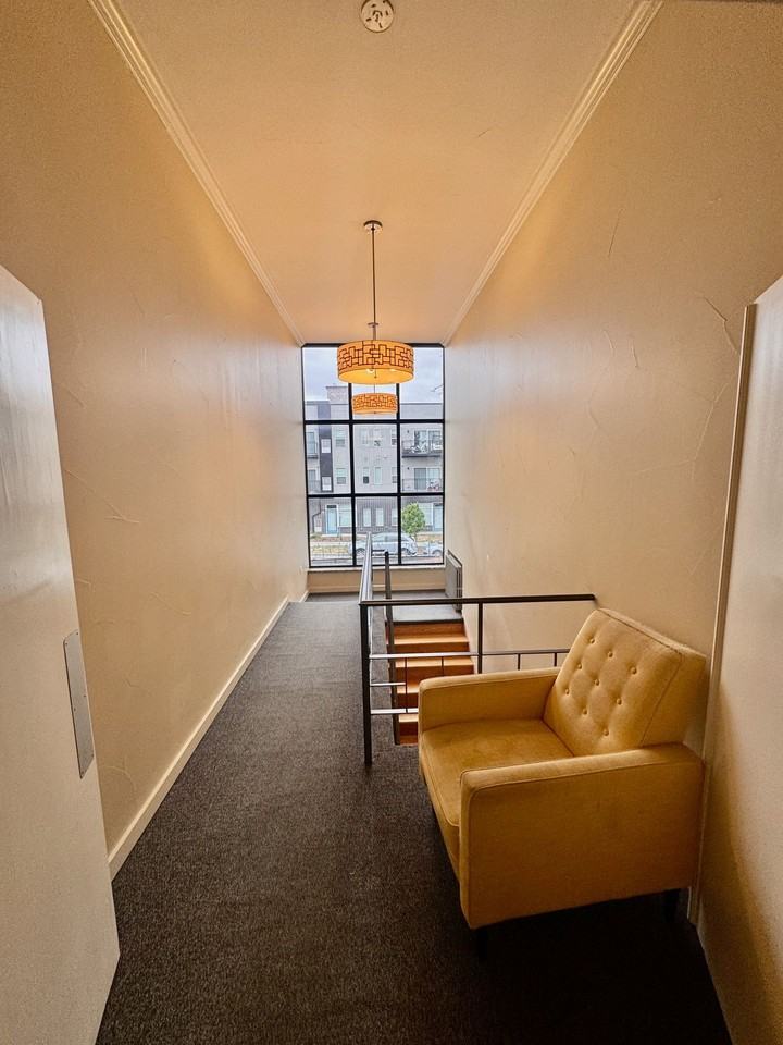 Poplar Apartments - Photo 5 of 5