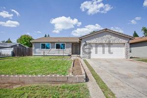 featured image of 2307 N Cirby Way