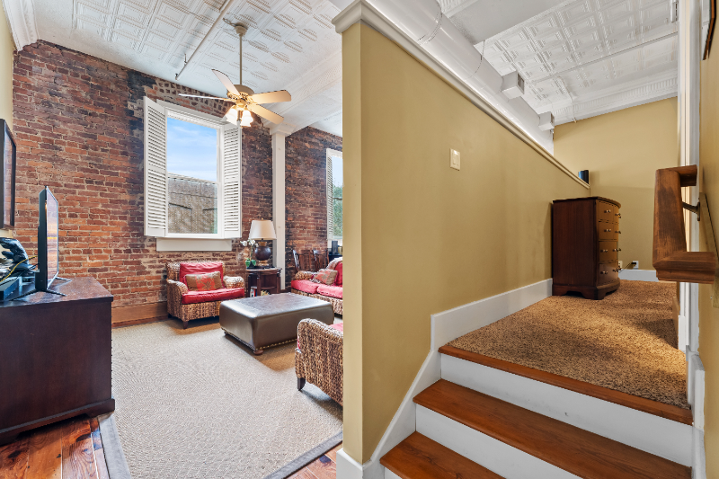 4 Beaufain St #205 - Photo 5 of 19