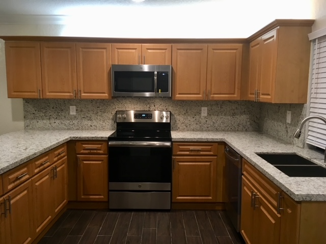 4275 Nw 114th Ter - Photo 3 of 12