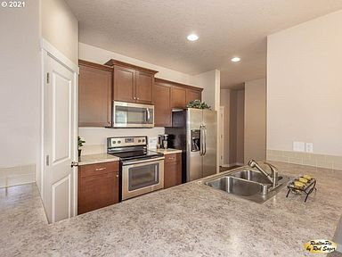 5619 Ne 52nd Pl - Photo 7 of 25