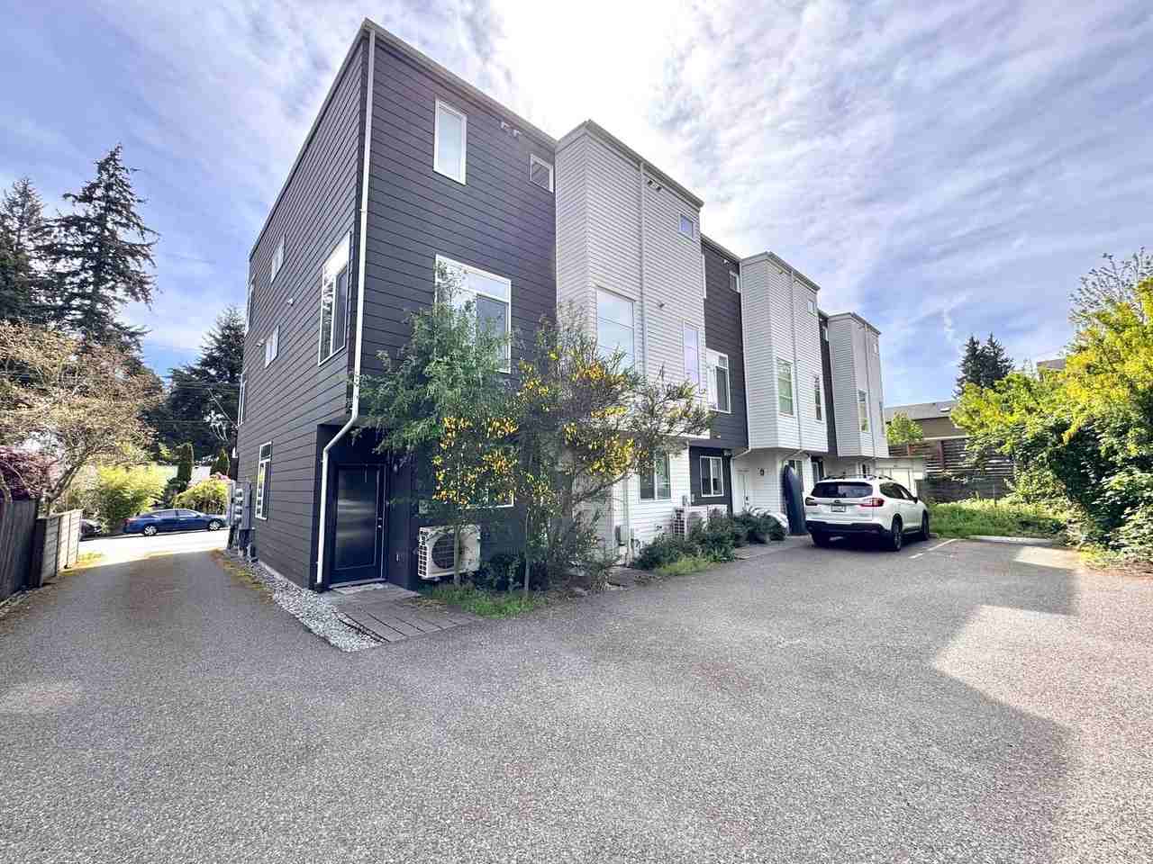 14311 Stone Ave N - Photo 3 of 20