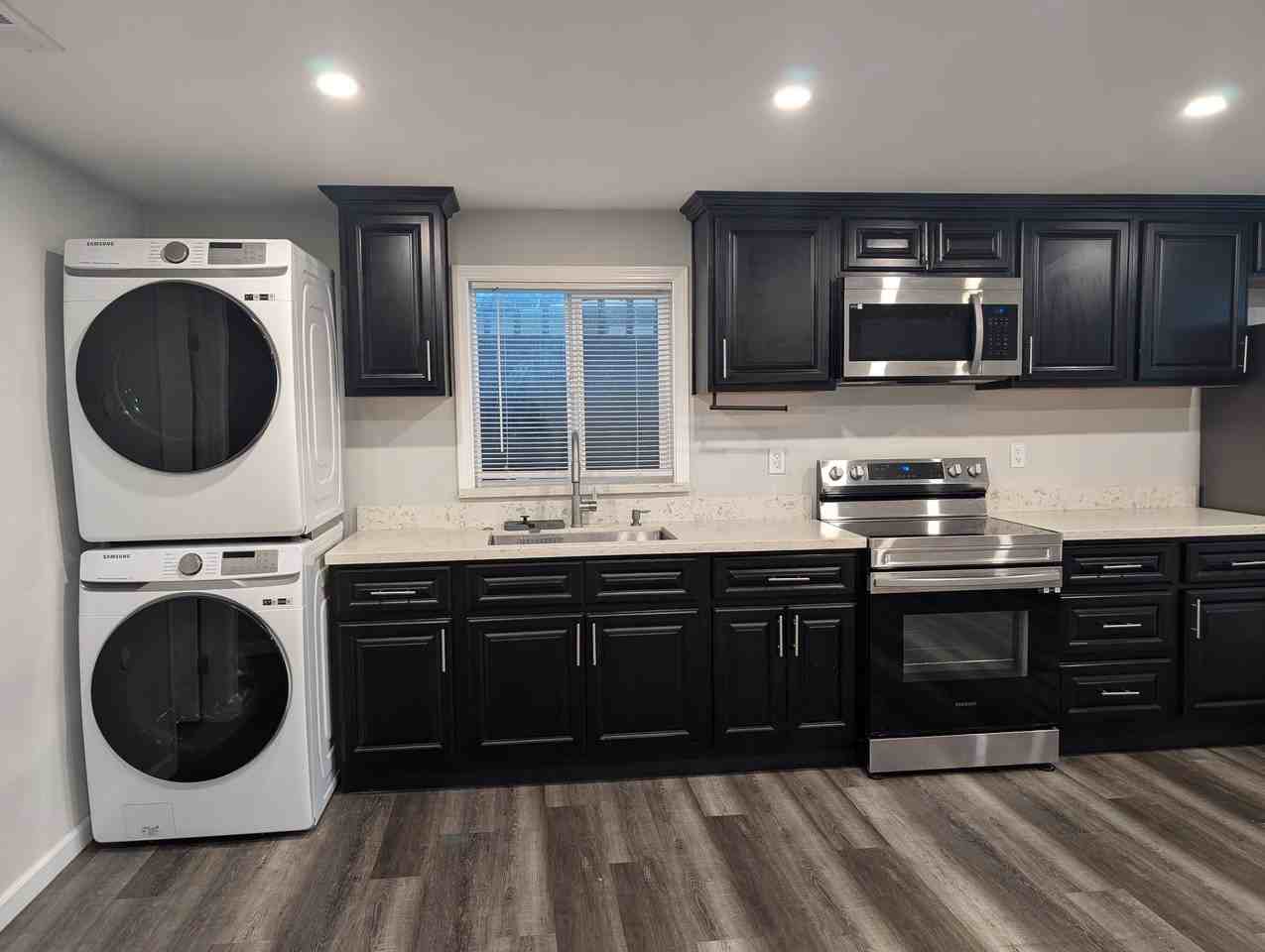 34320 Chester Ct #1 - Photo 3 of 9