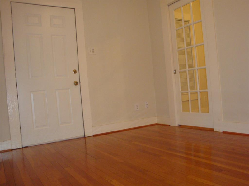 401 Shelley St - Photo 5 of 24