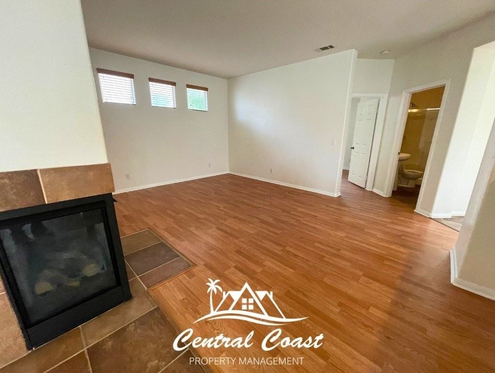 2219 Cordoban Ln - Photo 3 of 18