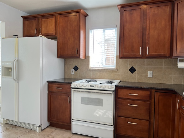 925 S Krameria St - Photo 6 of 28