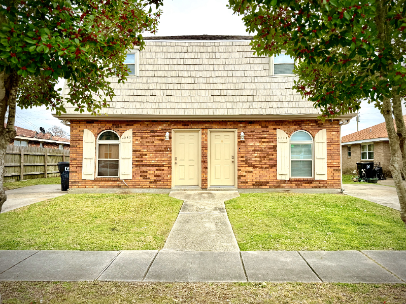 3563 Kings Dr - Photo 2 of 20
