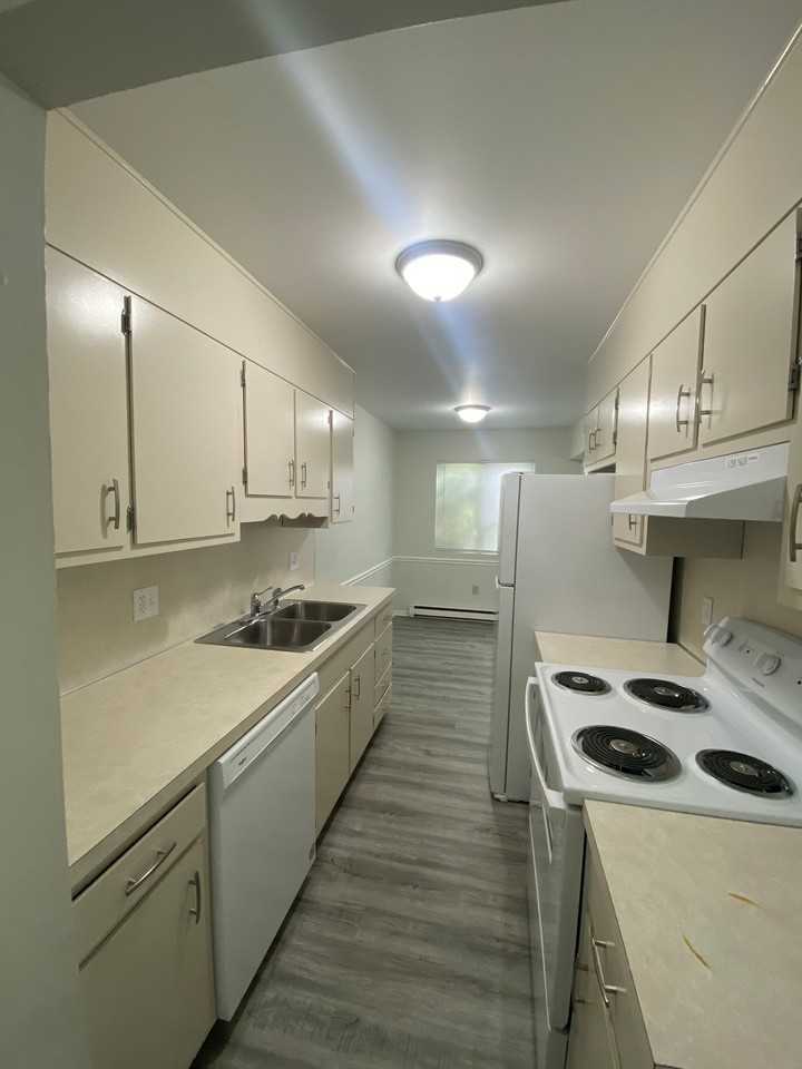 247 E Main St #A - Photo 5 of 10