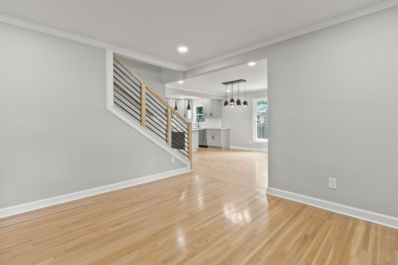 4111 Sudbury Rd - Photo 4 of 19