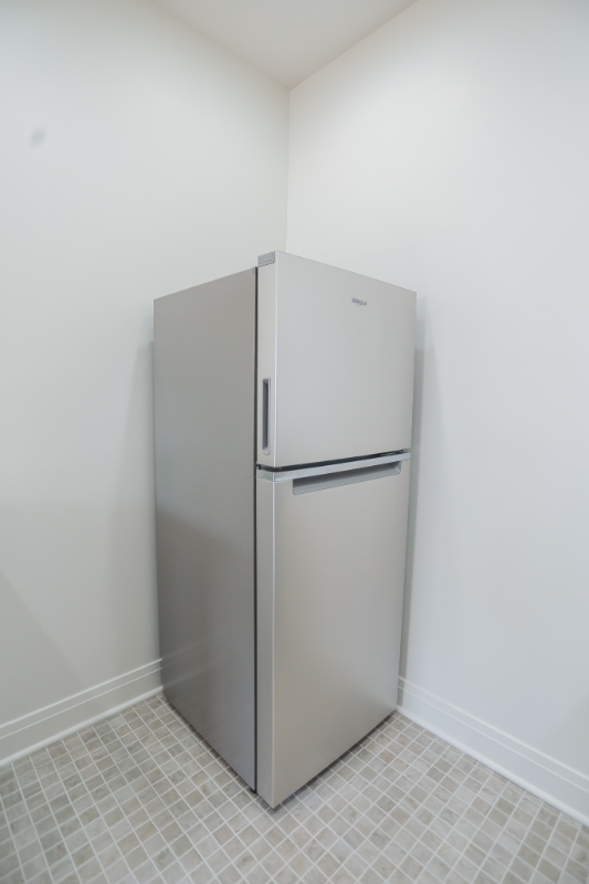 4258 N Clark St #1 - Photo 4 of 12